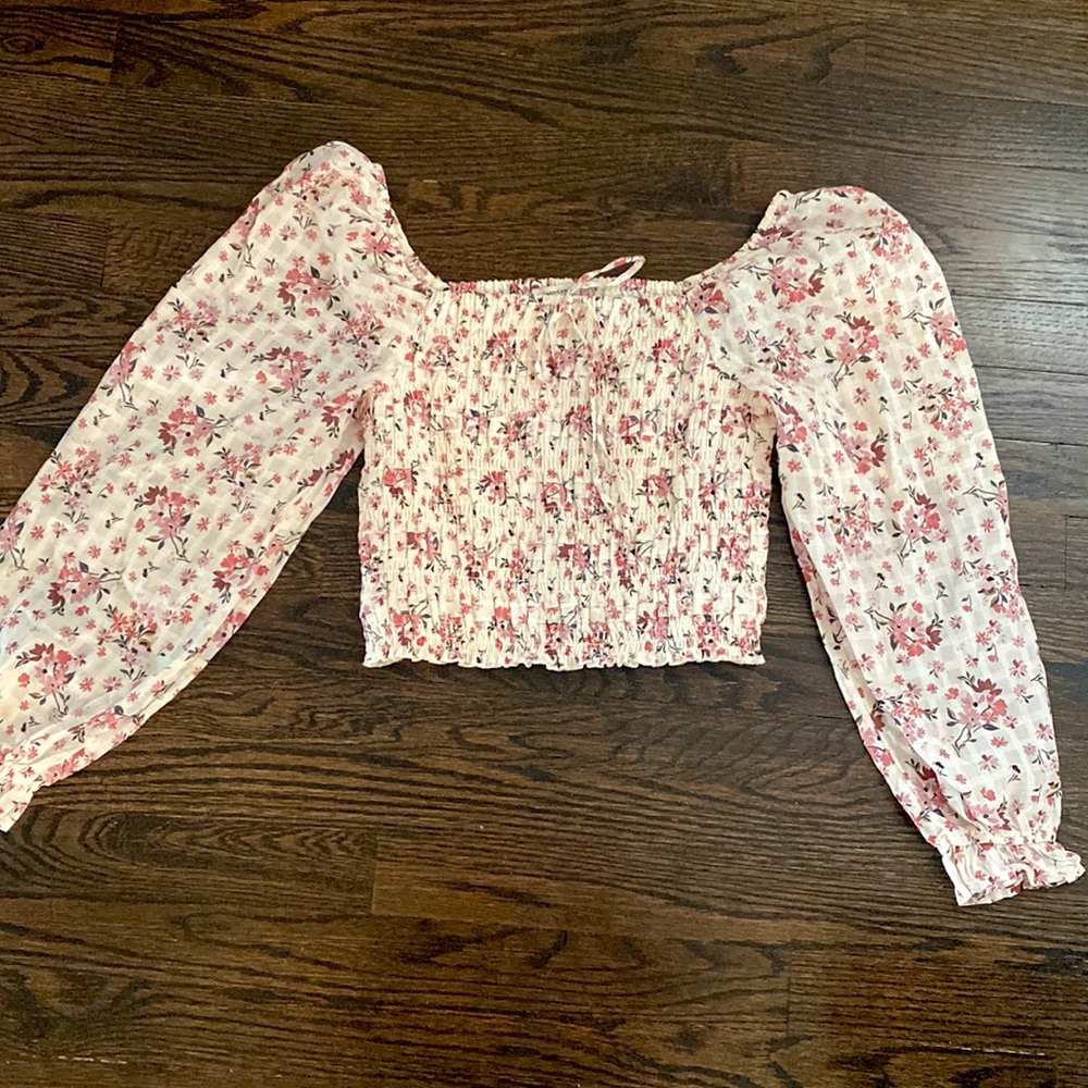 American Eagle floral top *NEVER WORN*